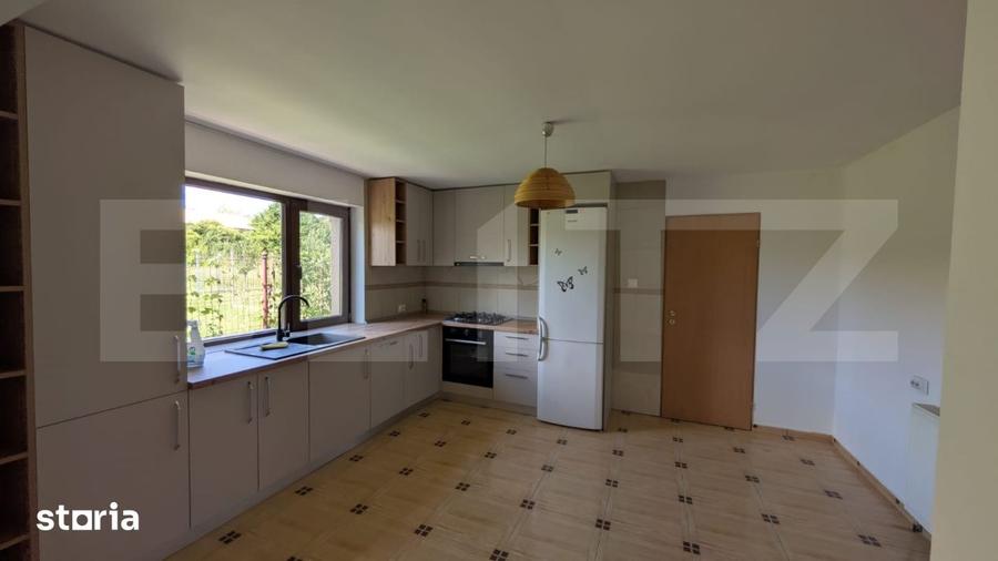 Casă cu 4 camere cu Teren 400 Mp în Central
