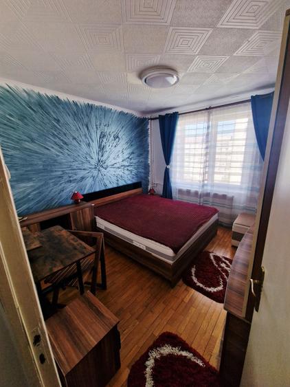 Apartament cu 3 camere decomandat în Rogerius