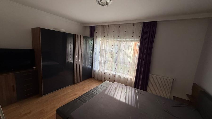 Apartament cu 4 camere decomandat, mobilat în Lacul Tei