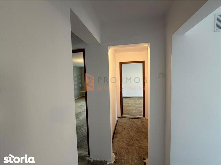 Apartament 3 camere cf 2 decomandat Zona Micro 14 - 2