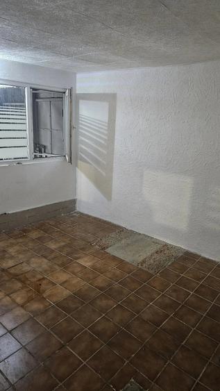 Casă cu 4 camere cu Teren 180 Mp în Ferentari