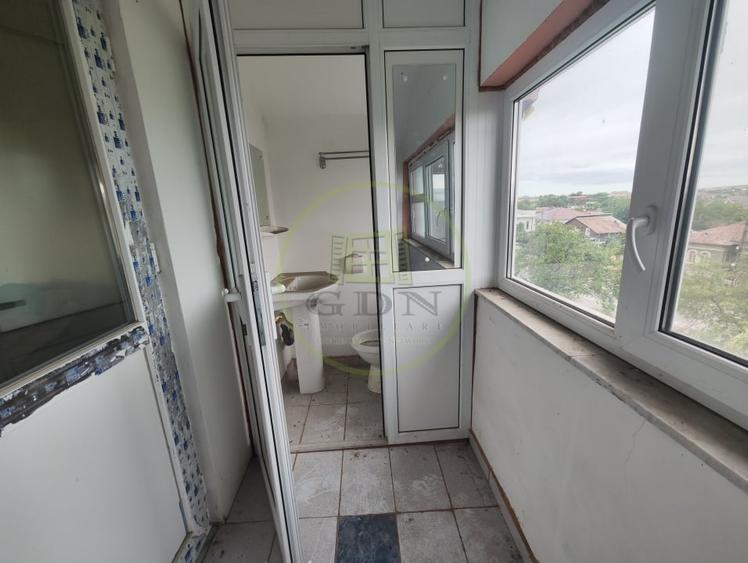 Casă individuală cu 3 camere cu Canalizare în Pielești