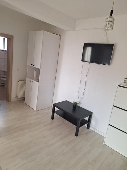 Apartament cu 2 camere decomandat în Cârcea