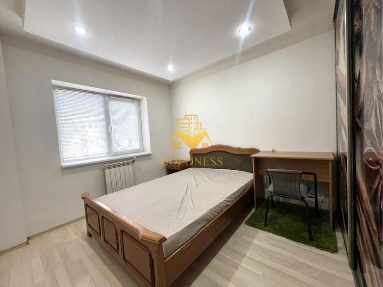 Apartament cu 3 camere semidecomandat în Central