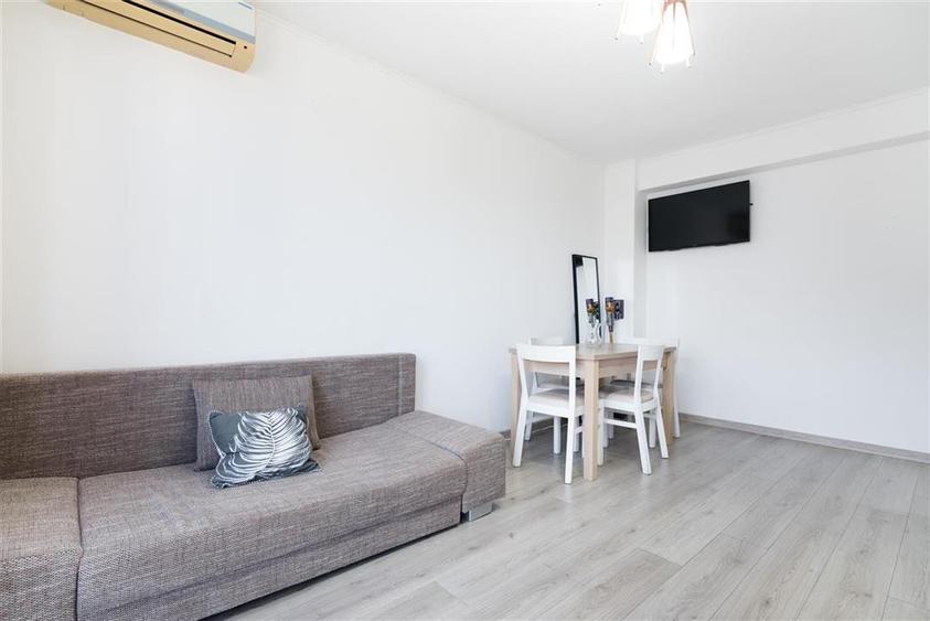 Apartament cu 2 camere decomandat în Nufărul