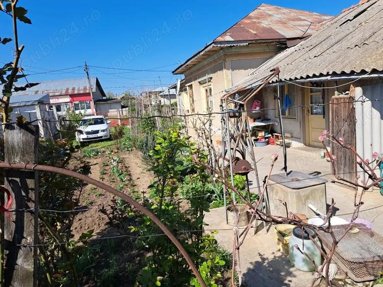 Casă cu 6 camere în Măldăeni