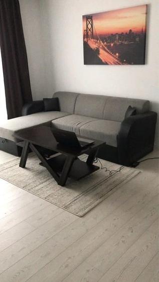 Apartament cu 3 camere semidecomandat în Spitalul Județean