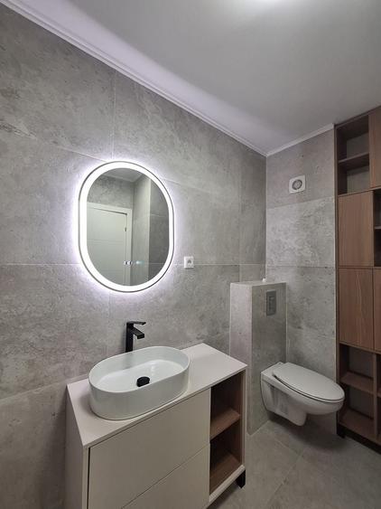 Apartament cu 2 camere semidecomandat în Florești