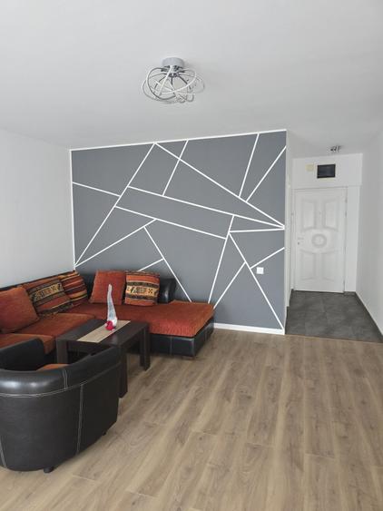 Apartament cu 2 camere semidecomandat în Băneasa