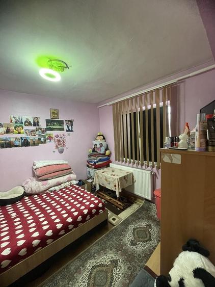 Apartament cu 2 camere semidecomandat în Florilor