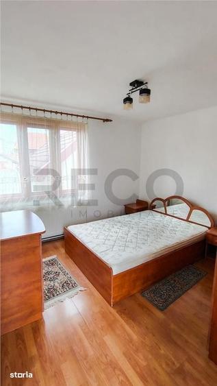 Casă cu 6 camere cu Teren 249 Mp în Rogerius