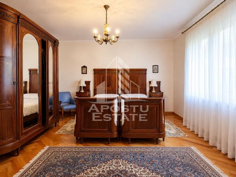 Casă cu 7 camere cu Piscina în Giarmata-Vii
