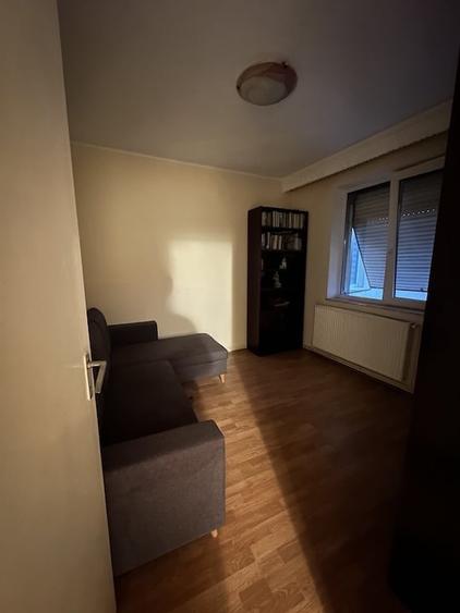 Apartament cu 3 camere decomandat, mobilat în Decebal