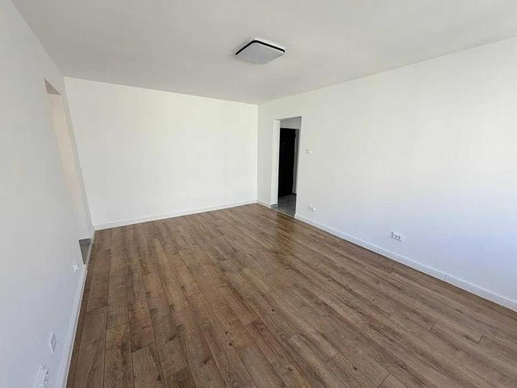 Apartament cu 2 camere semidecomandat în Colentina — fotografia 3