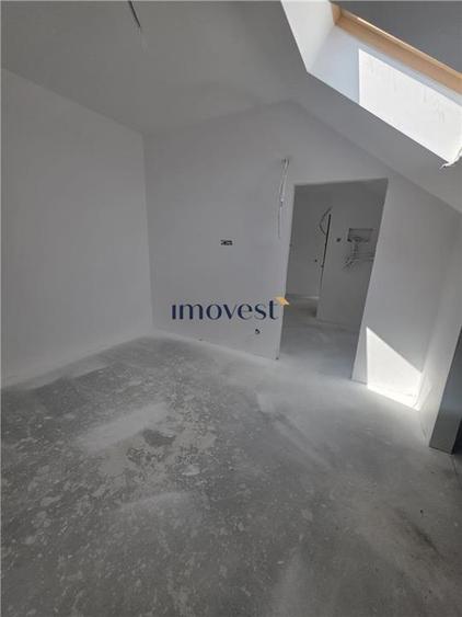 Apartament cu 3 camere decomandat în Titulescu