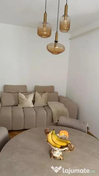 Apartament cu 3 camere semidecomandat în Ultracentral