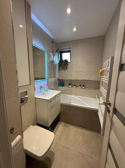 Apartament cu 2 camere decomandat în Ilba