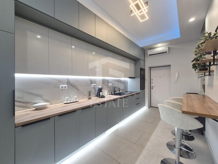 Apartament cu 2 camere semidecomandat în P-ța Maria