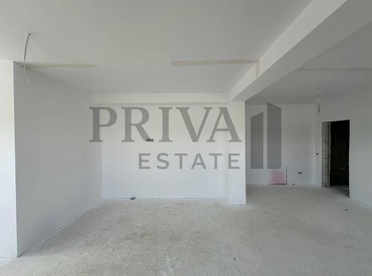 Duplex cu 4 camere cu Canalizare în Moșnița Nouă