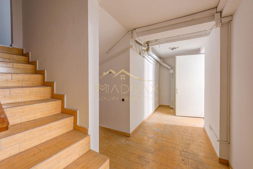 Vila ***400mp*** + Curte Proprie // zona Herastrau - 33