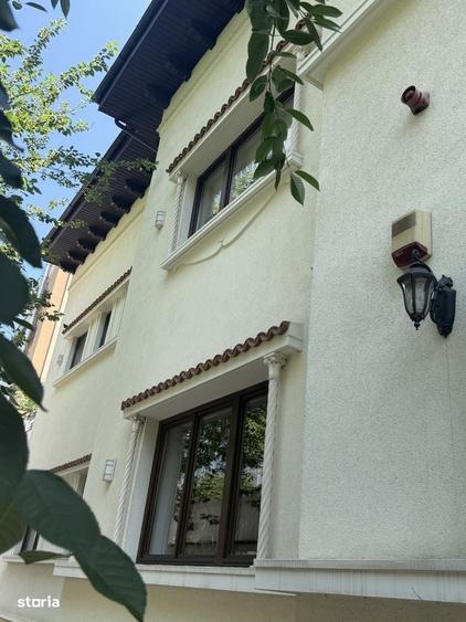 Casă cu 4 camere în Sud