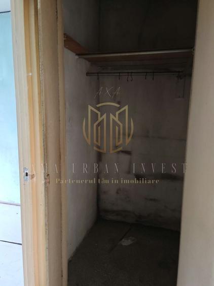 Apartament cu 3 camere semidecomandat în Uverturii