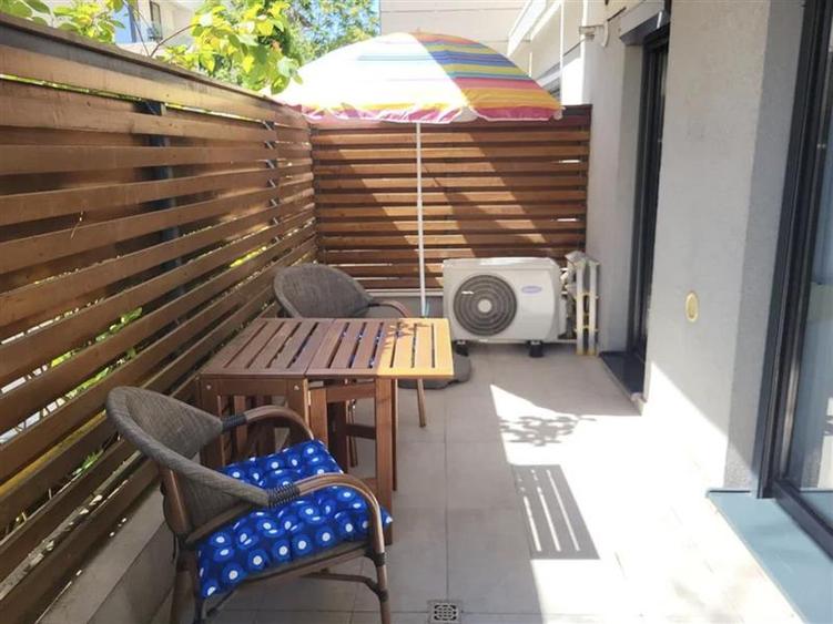 Apartament cu 2 camere semidecomandat, mobilat în Domenii