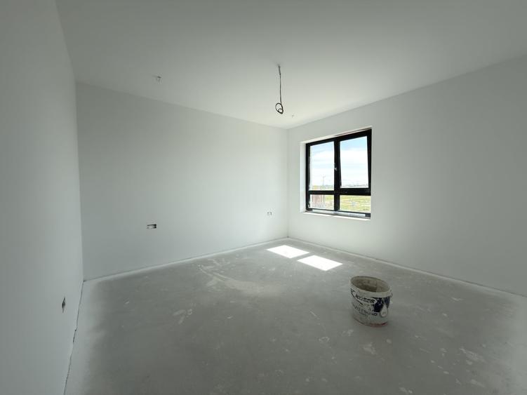Duplex cu 5 camere cu Canalizare în Torontalului