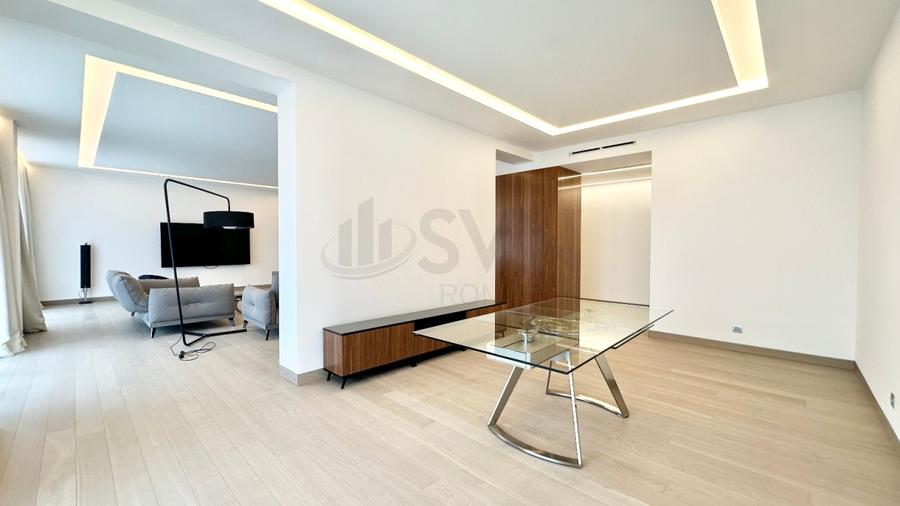 Apartament cu 5 camere decomandat, mobilat în Kiseleff