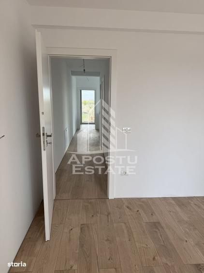Casă cu 4 camere în Ghiroda