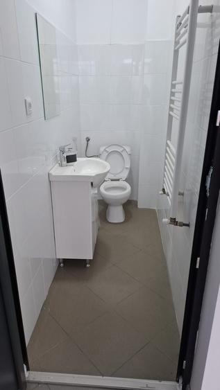 Spațiu comercial, de 60 mp, în Exterior Vest