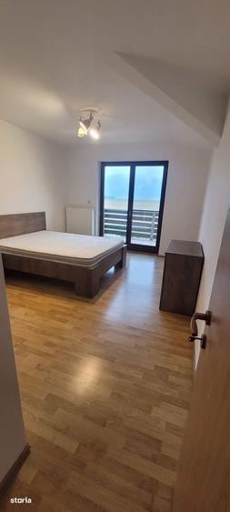 Casă cu 4 camere cu Teren 65 Mp în Central