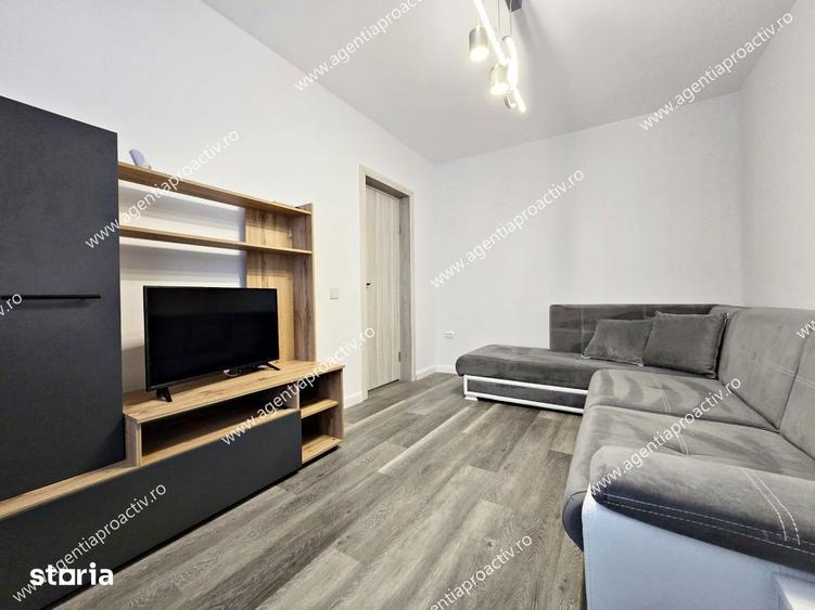 Apartament cu 2 camere decomandat în Port