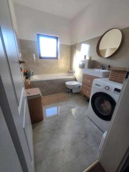 Casă cu 4 camere cu Teren 260 Mp în Berceni