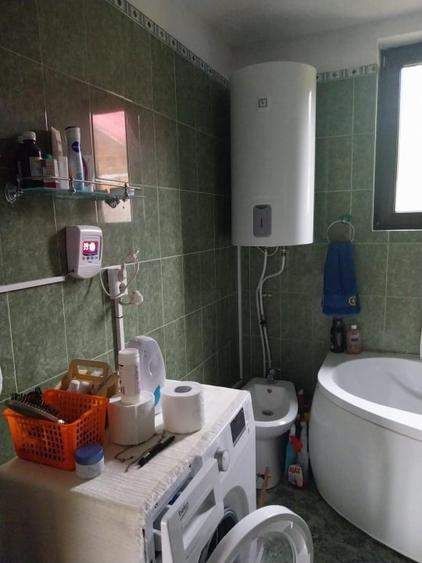 Casă individuală cu 7 camere cu Teren 1330 Mp în Măneciu-Pământeni