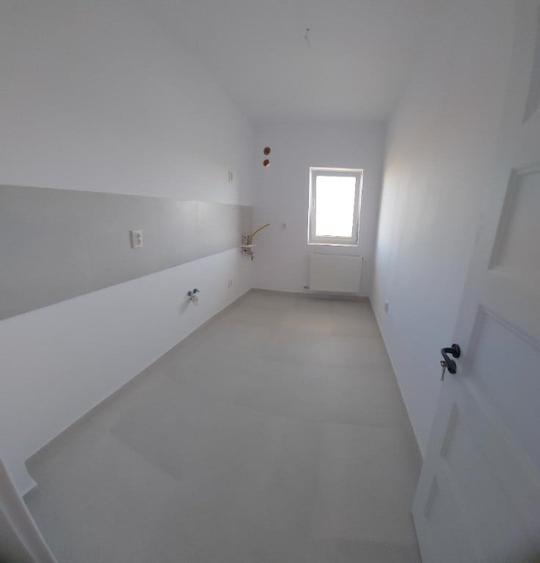 Ultimul apartament de 64000 euro, 2 camere, bucatarie inchisa - 8