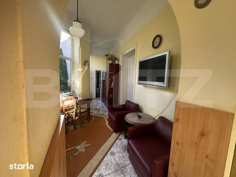 Casă cu 5 camere decomandat cu Teren 311 Mp în Central
