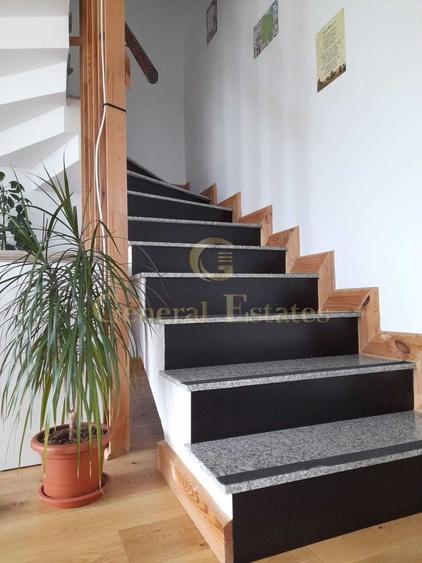 Casă individuală cu 4 camere cu Teren 250 Mp în Ghimbav