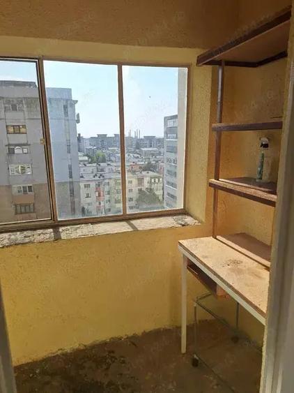 Casă cu 2 camere semidecomandat în Unirii Sud