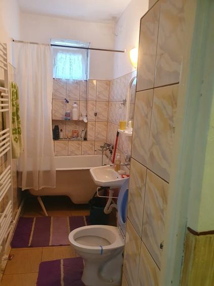 Apartament cu 2 camere decomandat în Exterior Vest