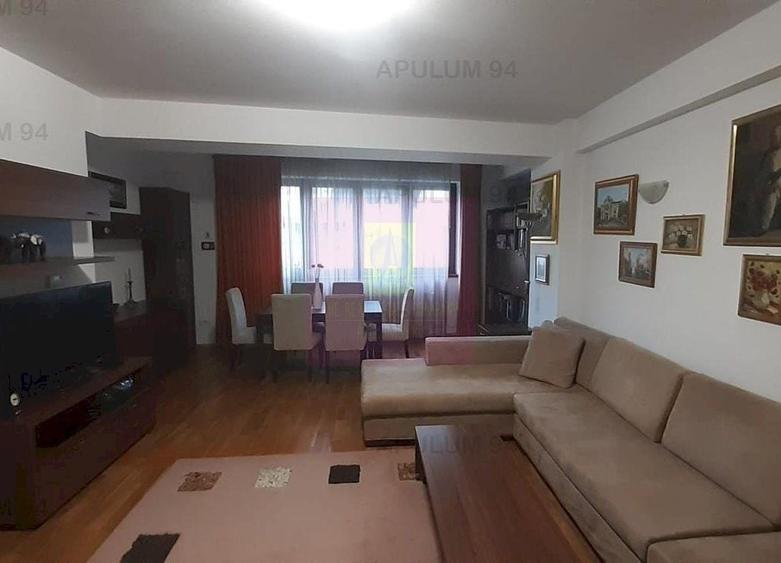 Apartament cu 3 camere decomandat, mobilat în Băneasa — fotografia 3