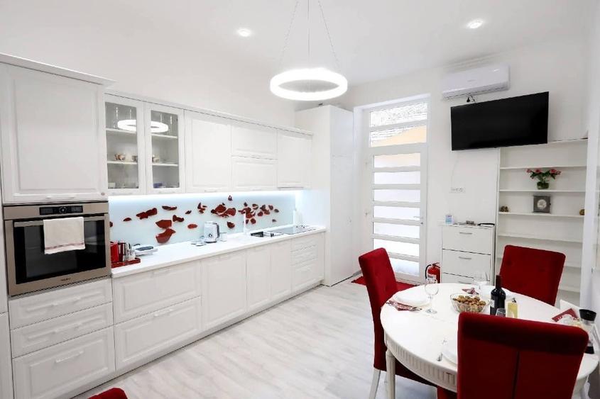 Casă cu 5 camere cu Teren 142 Mp în Iosia