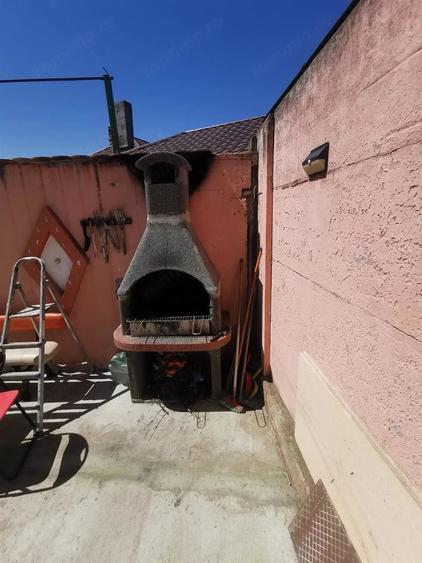 Casă cu 7 camere cu Teren 257 Mp în Sud
