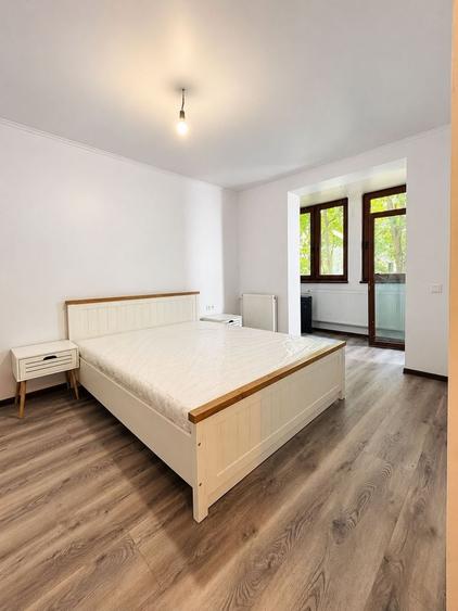 Apartament cu 2 camere semidecomandat, mobilat în Rogerius