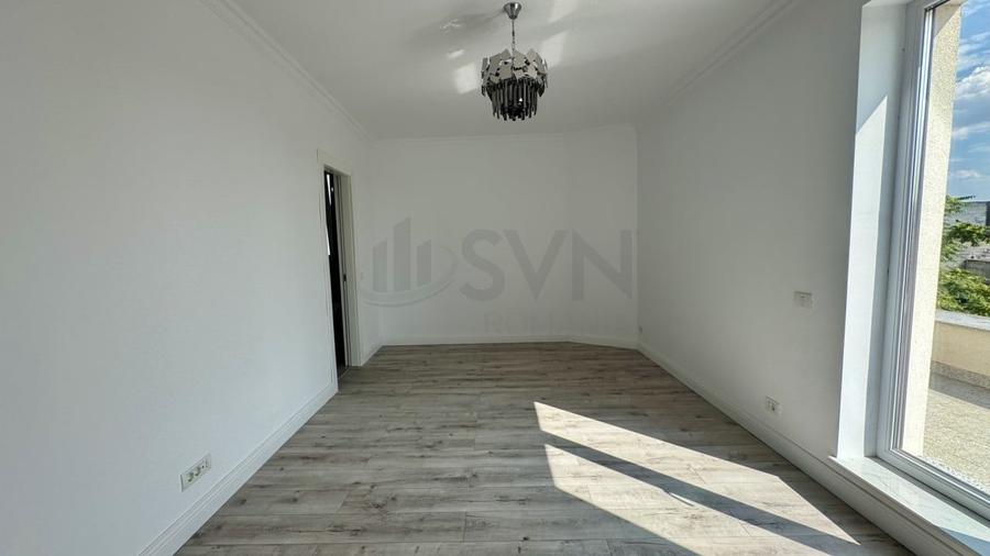 Apartament cu 3 camere decomandat în Bucur Obor