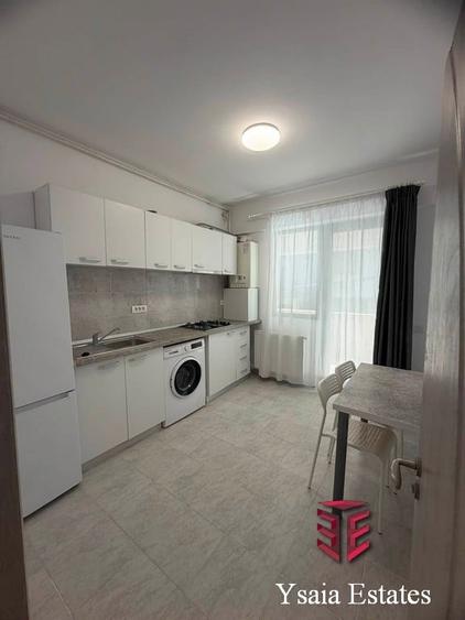 Apartament cu 2 camere decomandat în Universitate