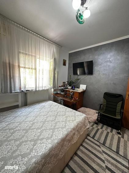 Casă cu 4 camere cu Teren 140 Mp în Centrul Civic