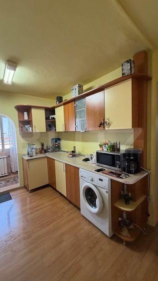 Apartament cu 2 camere decomandat, mobilat în Zorilor