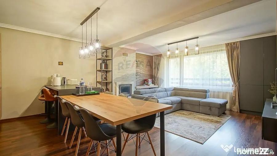 Apartament cu 3 camere decomandat în Central