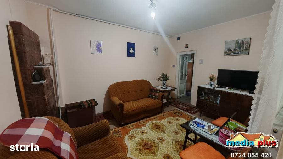Casă cu 4 camere cu Teren 565 Mp în Central